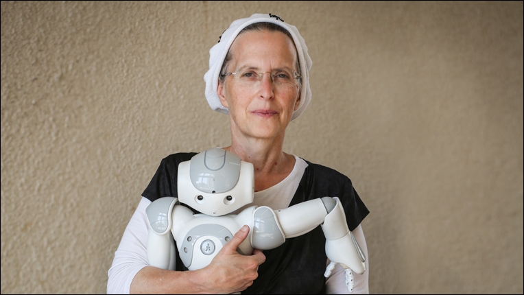 2020-2021 ACM Athena Lecturer Sarit Kraus