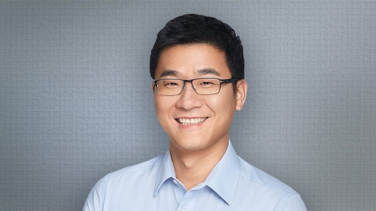 Qi He